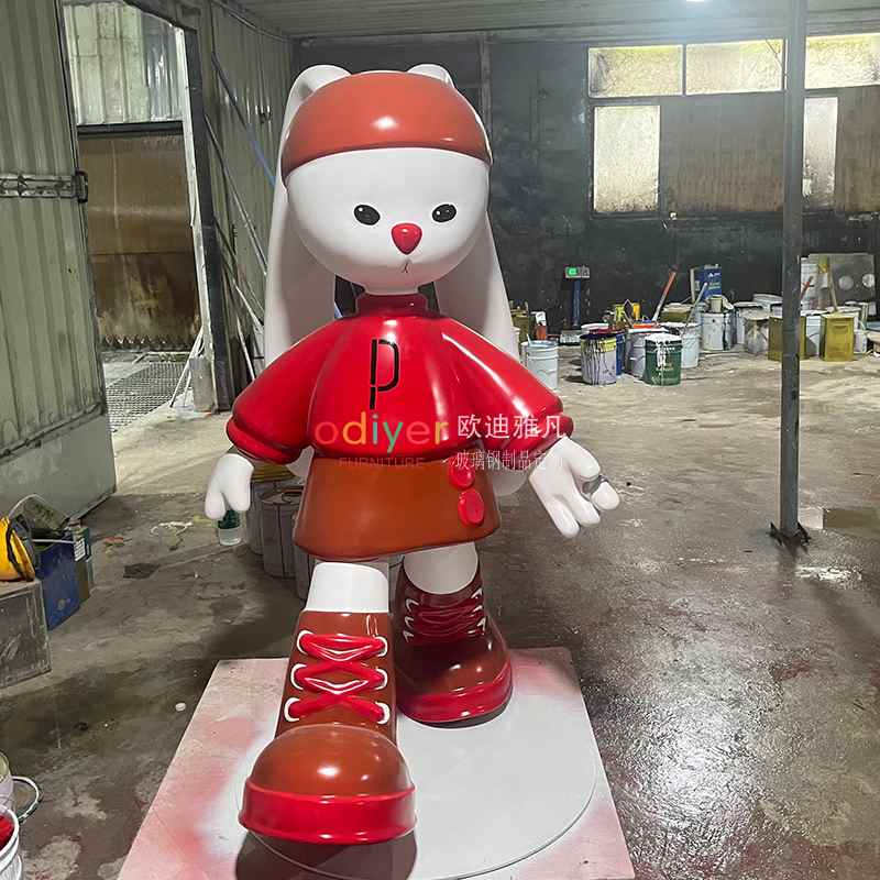 玻璃鋼卡通兔子雕塑人物造型公仔玩偶擺件 玻璃鋼卡通兔子雕塑人物造型公仔玩偶擺件