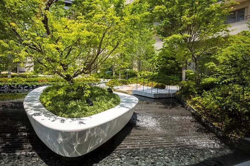 戶外公園廣場適合擺放什么樣的玻璃鋼樹池坐凳? 戶外公園廣場適合擺放什么樣的玻璃鋼樹池坐凳?